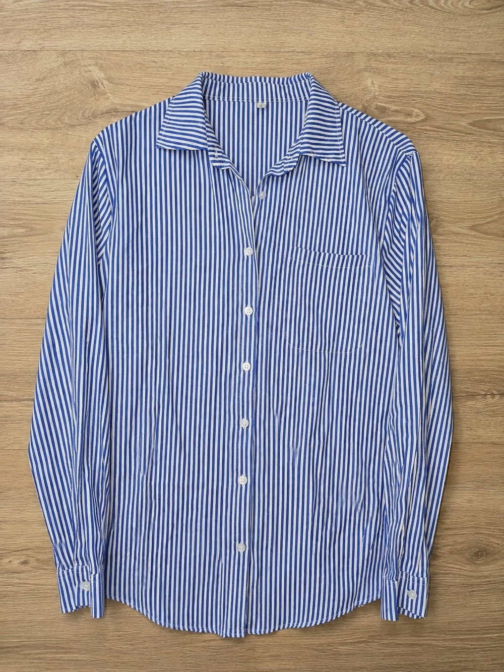 Blue & White Vertical Stripe Men's Button-Down Shirt Large